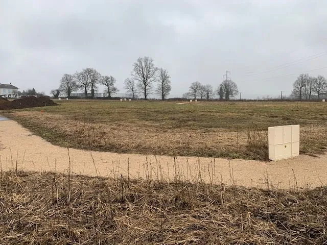 Terrain à bâtir à Naucelles